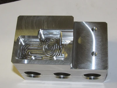 ROMAN SKŘIPEC, KOVOOBRÁBĚČSTVÍ